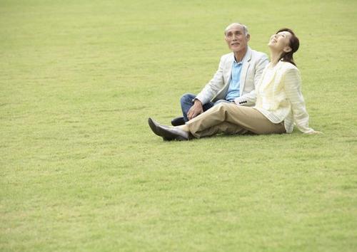 老年痴呆病人怎么进行康复训练